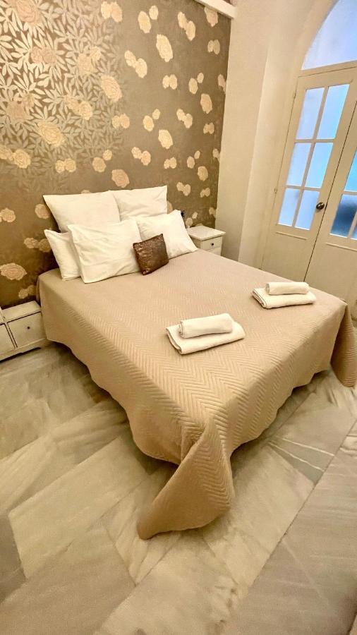 Apartamento Cristobal Colon Lägenhet Cádiz Exteriör bild