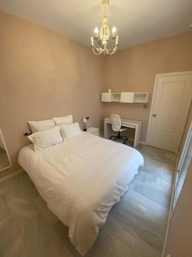 Apartamento Cristobal Colon Lägenhet Cádiz Exteriör bild